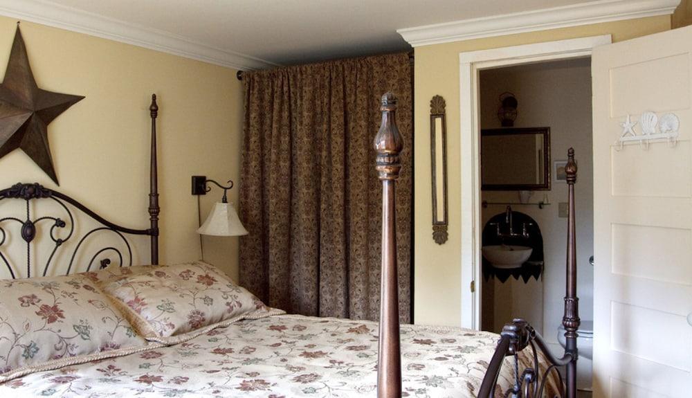 Scranton Seahorse Inn Мадисон Экстерьер фото