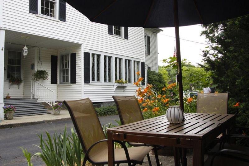 Scranton Seahorse Inn Мадисон Экстерьер фото